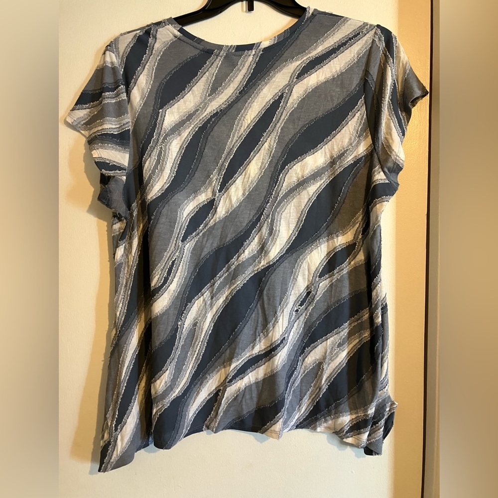 Simply Vera Top - Picture 2 of 3